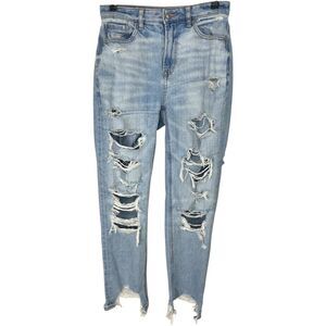 American Eagle Light wash denim Mom Jean relaxed fit Ripped front EUC Size 0